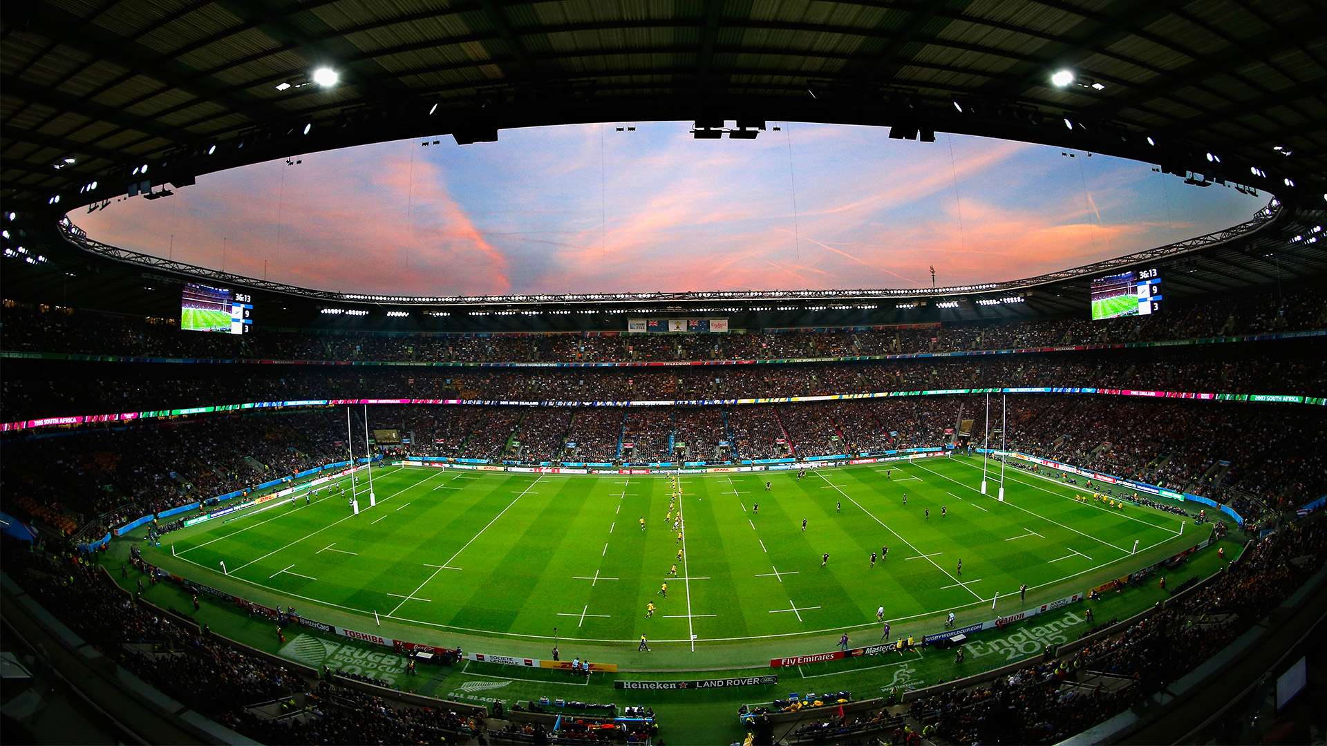 根据小鹏汽 根据小鹏汽